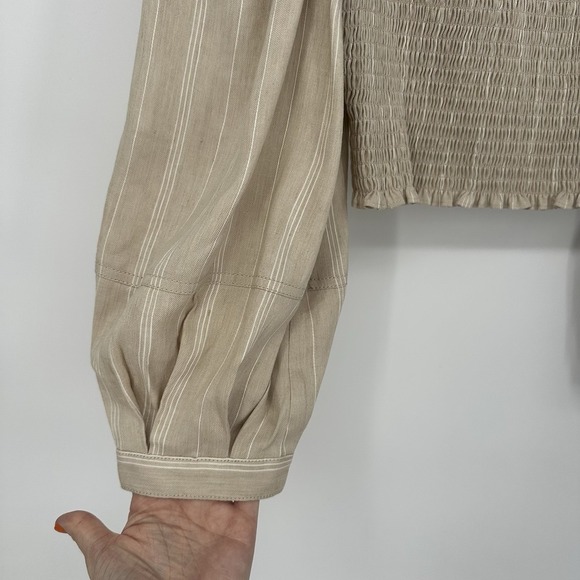 Derek Lam 10 Crosby Women'sLinen Blend Puffy Sleeve Striped Smocked Blouse Sz 4 - Picture 4 of 9